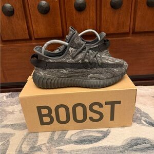 Adidas Yeezy Boost 350V2 (MX dark salt)